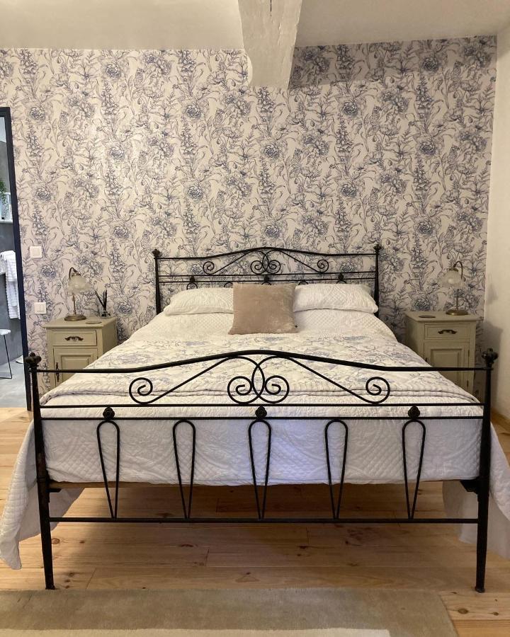 Margueron Figtrees Bed & Breakfast エクステリア 写真