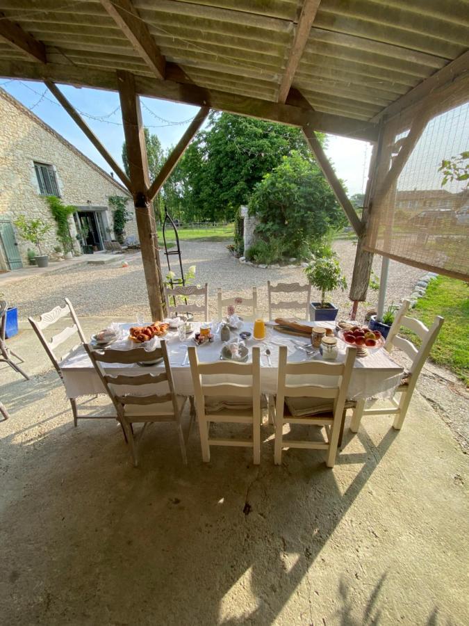 Margueron Figtrees Bed & Breakfast エクステリア 写真